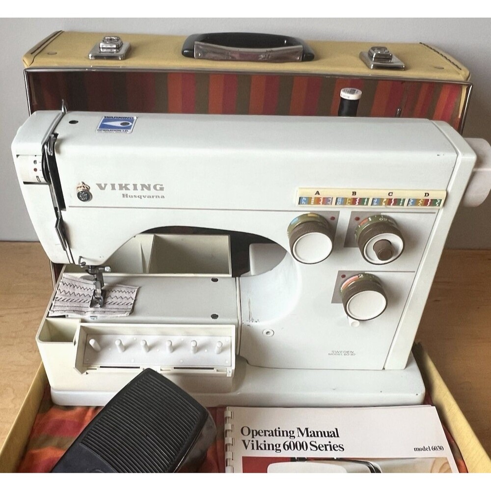 Husqvarna Viking 6030 Sewing Machine w Original Hard Case Caddy Manual Nice!